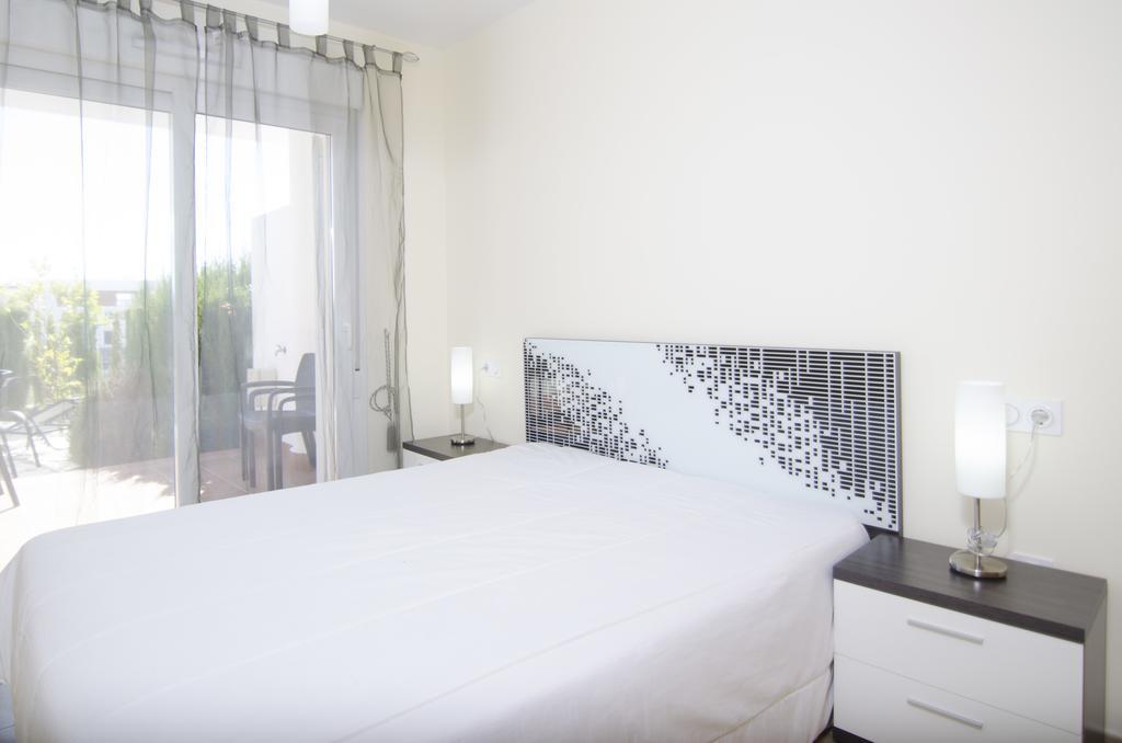 Residencial Linnea Sol By Mar Holidays أوريويلا المظهر الخارجي الصورة