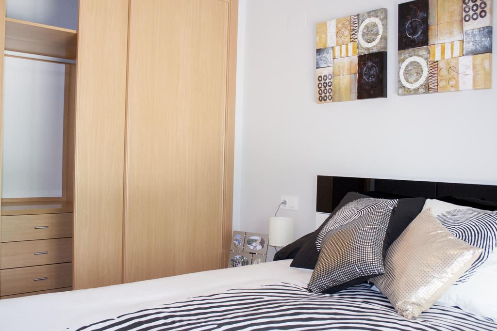 Residencial Linnea Sol By Mar Holidays أوريويلا الغرفة الصورة